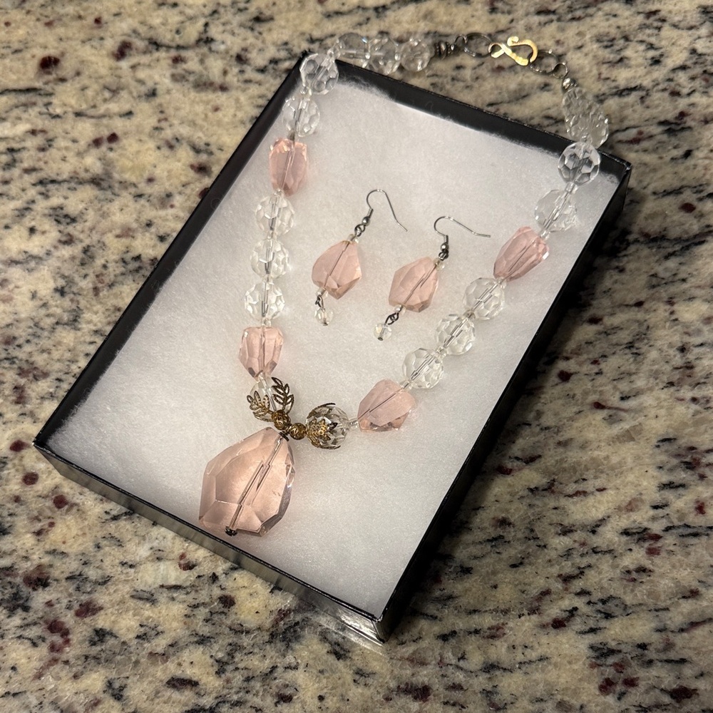 Elegant Pink and Clear Crystal Jewelry Set
